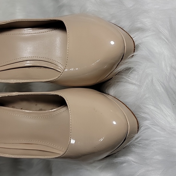 ELLE women's Nude Patent Leather Vegan smStiletto High Heel Shoes 8 1/2 M - Picture 7 of 10